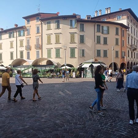 "A Casa Di Giacomo" Luxury Rooms Con Aria Condizionata 贝尔加莫 外观 照片